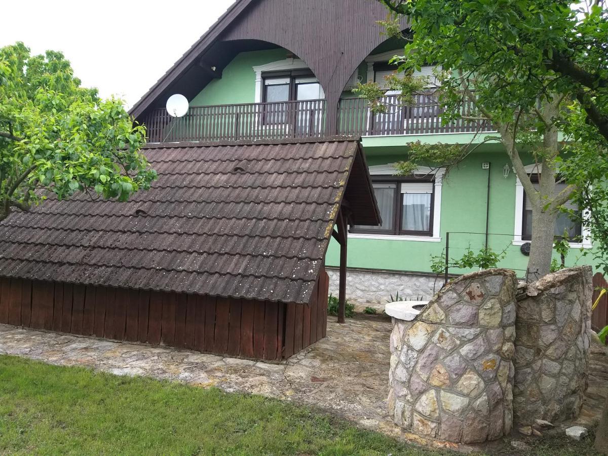 Tavasz Nyaralo Villa Poroszló Екстериор снимка